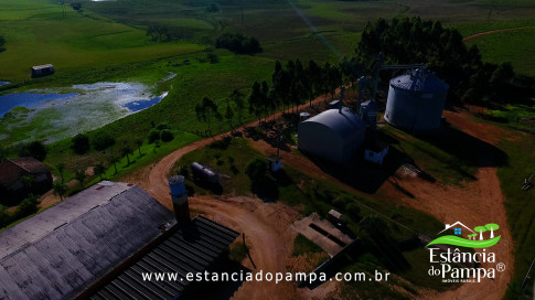 DOS EÓLICOS VIRA P FAZENDA_Moment.00_02_17_18.Quadro188_33e5f6973390d9a2f5a81658d59246f4edae99f7.jpg